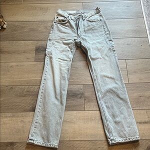 Zara Women’s Light Gray Straight Jeans